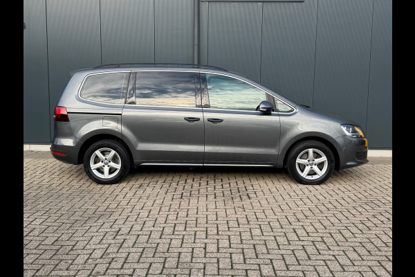 Volkswagen Sharan 1.4 TSI Automaat 7 Pers. * Carplay * Stoelverwarming * Cruise Control *