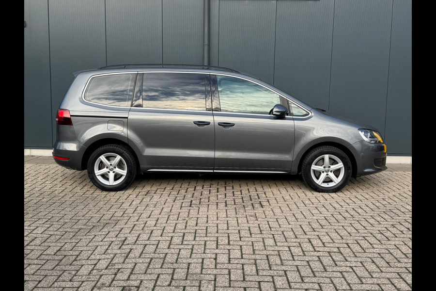 Volkswagen Sharan 1.4 TSI Automaat 7 Pers. * Carplay * Stoelverwarming * Cruise Control *