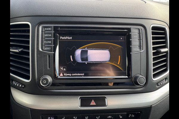 Volkswagen Sharan 1.4 TSI Automaat 7 Pers. * Carplay * Stoelverwarming * Cruise Control *