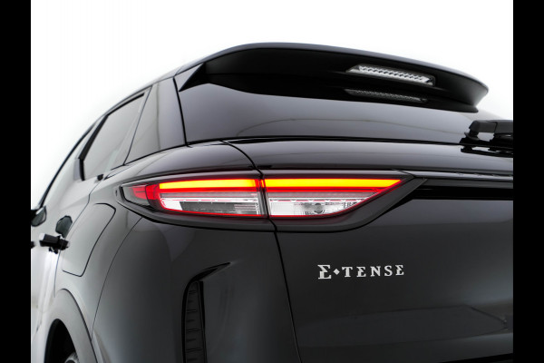 DS DS 3 Crossback E-Tense Performance Line+ 50 kWh [ 3-Fase ] {SOH-90%} (INCL-BTW) *LEATHER-FABRIC | MATRIX-LED | ADAPTIVE-CRUISE | DIGI-COCKPIT | HEATED-SPORTSEATS | CAMERA | KEYLESS | NAVI-FULLMAP | DAB+ | ECC | PDC | PRIVACY-GLASS | 18''ALU*