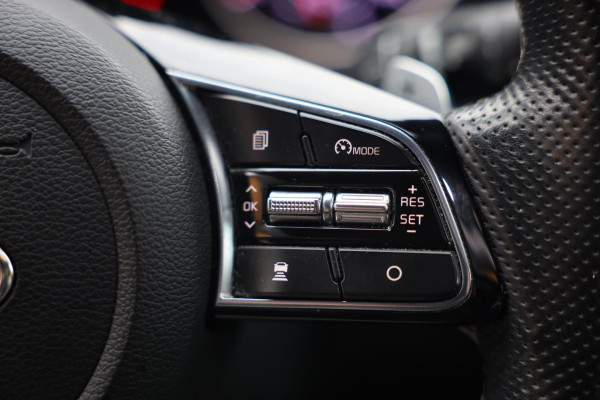 Kia ProCeed 1.4 T-GDI GT-Line / Aut / Navi / Open Panoramadak / JBL / Camera / Dode Hoek / Lane Assist / Led / Pdc / Allu Velgen