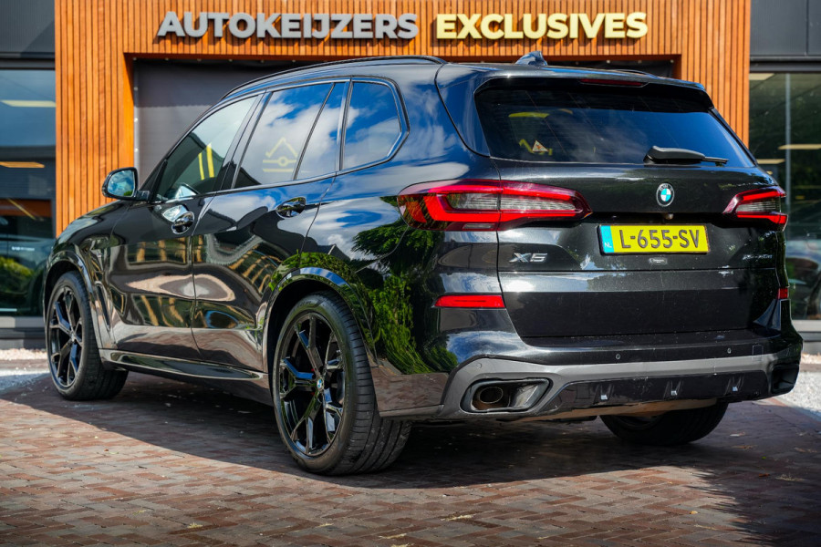 BMW X5 xDrive45e High Executive M Pakket Panoramadak Adapt. Cruise HUD Carbon Luxe Leder 21''LM