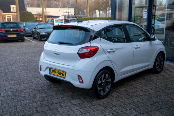 Hyundai i10 1.0 Trend 5-zits|Prijs rijklaar incl. 12 mnd garantie|Carplay stoel en stuurverwarming camera DAB parkeersensor achter