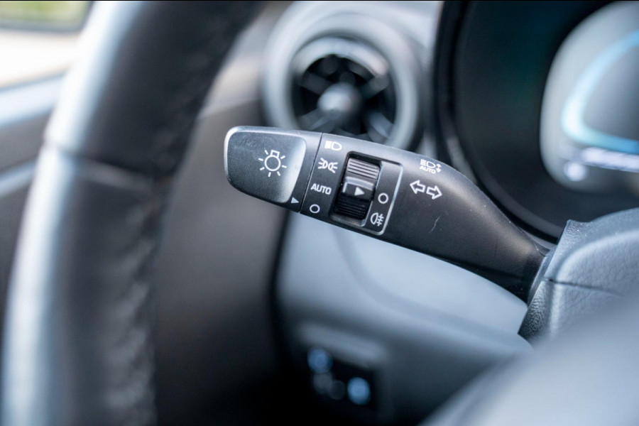 Hyundai i10 1.0 Trend 5-zits|Prijs rijklaar incl. 12 mnd garantie|Carplay stoel en stuurverwarming camera DAB parkeersensor achter