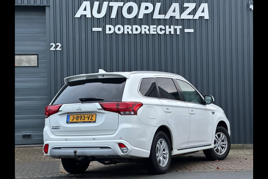 Mitsubishi Outlander 2.4 PHEV Pure Camera|Navi