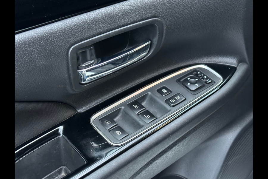 Mitsubishi Outlander 2.4 PHEV Pure Camera|Navi
