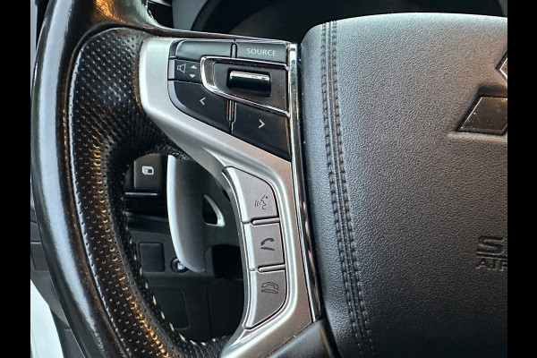 Mitsubishi Outlander 2.4 PHEV Pure Camera|Navi