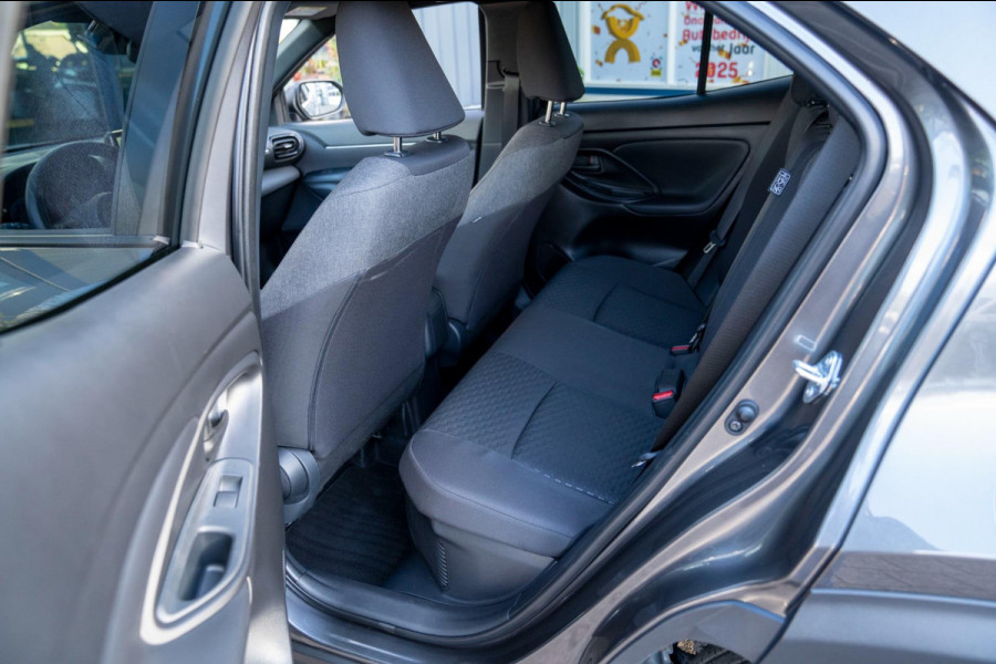 Toyota Yaris Cross 1.5 Hybrid 115 Active|Prijs rijklaar incl 12 mnd garantie| Clima 17"Lmv Led Stoelverwarming