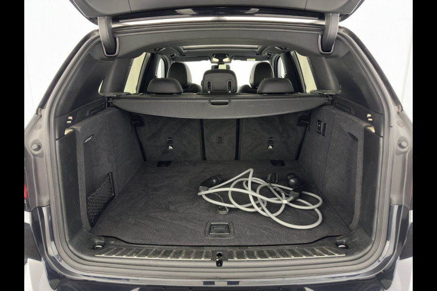 BMW iX3 Executive 80 kWh M-Sportpack [ 3-Fase ] (INCL-BTW) Aut. *PANO | FULL-LEATHER | ADAPTIVE-CRUISE | FULL-LED | BLIND-SPOT | DIGI-COCKPIT | HEATED-COMFORTSEATS | CAMERA | DAB+ | NAVI-FULLMAP | 19''ALU*
