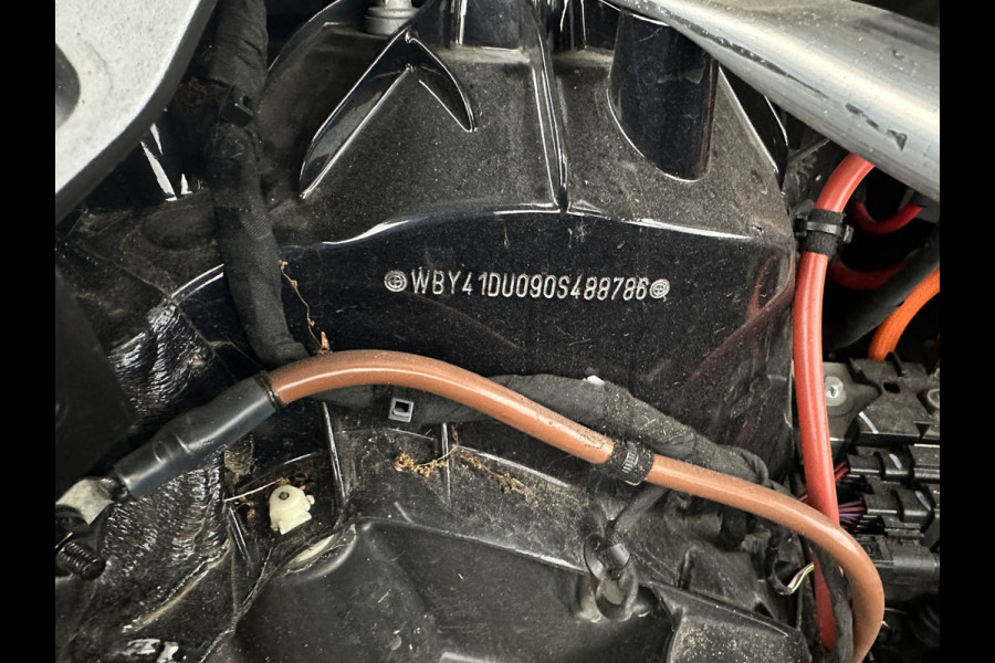 BMW iX3 Executive 80 kWh M-Sportpack [ 3-Fase ] (INCL-BTW) Aut. *PANO | FULL-LEATHER | ADAPTIVE-CRUISE | FULL-LED | BLIND-SPOT | DIGI-COCKPIT | HEATED-COMFORTSEATS | CAMERA | DAB+ | NAVI-FULLMAP | 19''ALU*