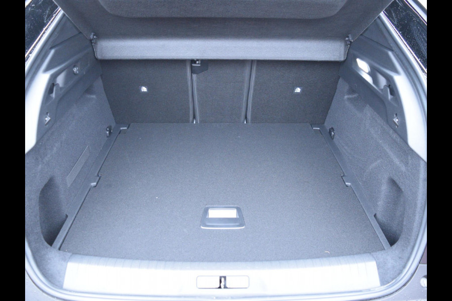 Peugeot 3008 1.6 plug-in Hybrid 195 Allure 195PK | NAVI | PARKEERSENSOREN MET CAMERA |