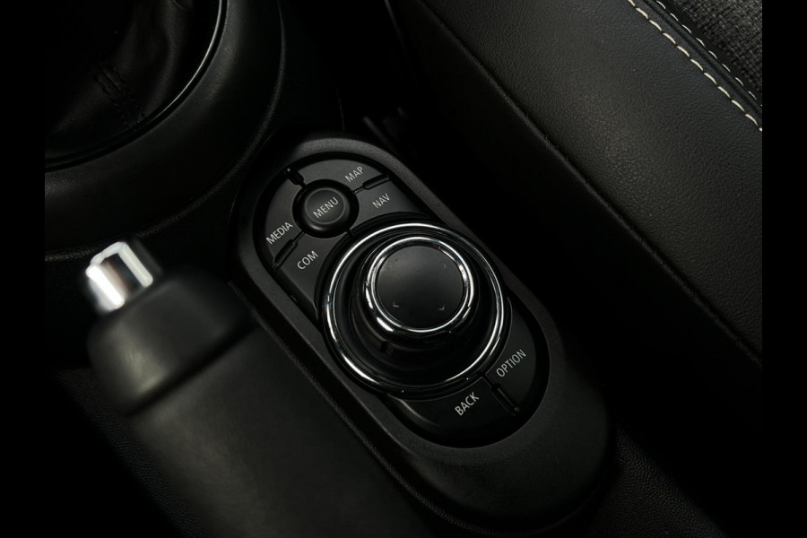MINI Cooper 1.5 Business Edition NL AUTO | DEALER ONDERH | UNION JACK | CARPLAY
