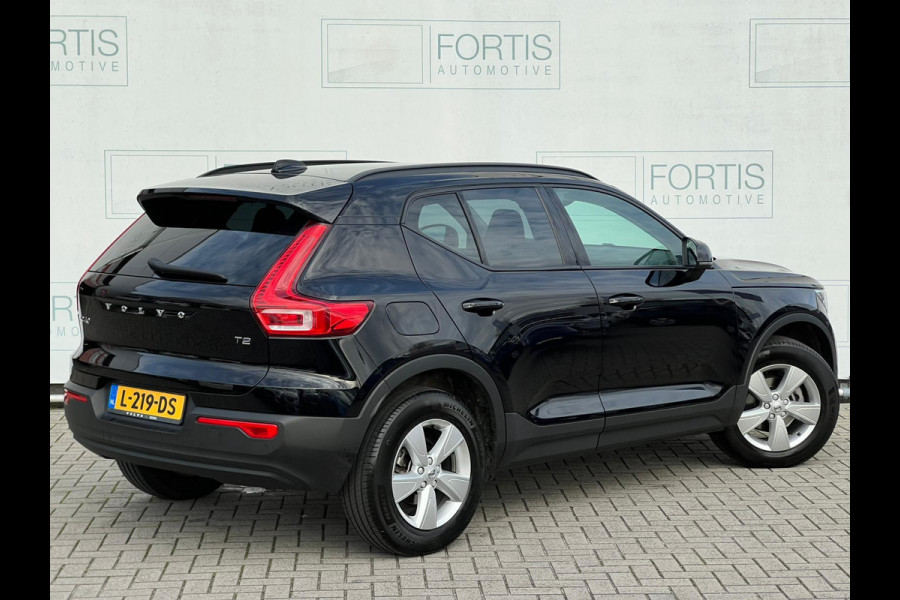 Volvo XC40 1.5 T2 Momentum Core NL AUTO | DEALER ONDERH | WEGKLAPBARE TREKHAAK | CAMERA | CARPLAY |