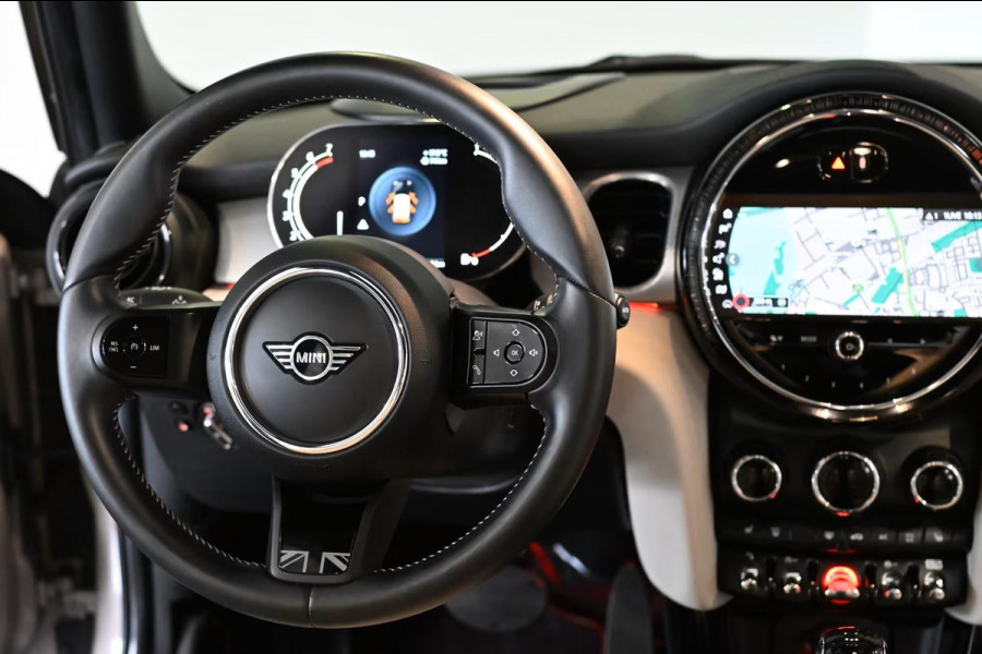 MINI Cooper 1.5 Yours 5-DRS ** LED, VIRTUAL, CHESTER LEDER, PANORAMA, CAMERA, HuD, 17-inch LMV ** 1e Eig - MINI ONDERH. ** ** INFORMEER OOK NAAR ONZE AANTREKKELIJKE FINANCIAL-LEASE TARIEVEN **