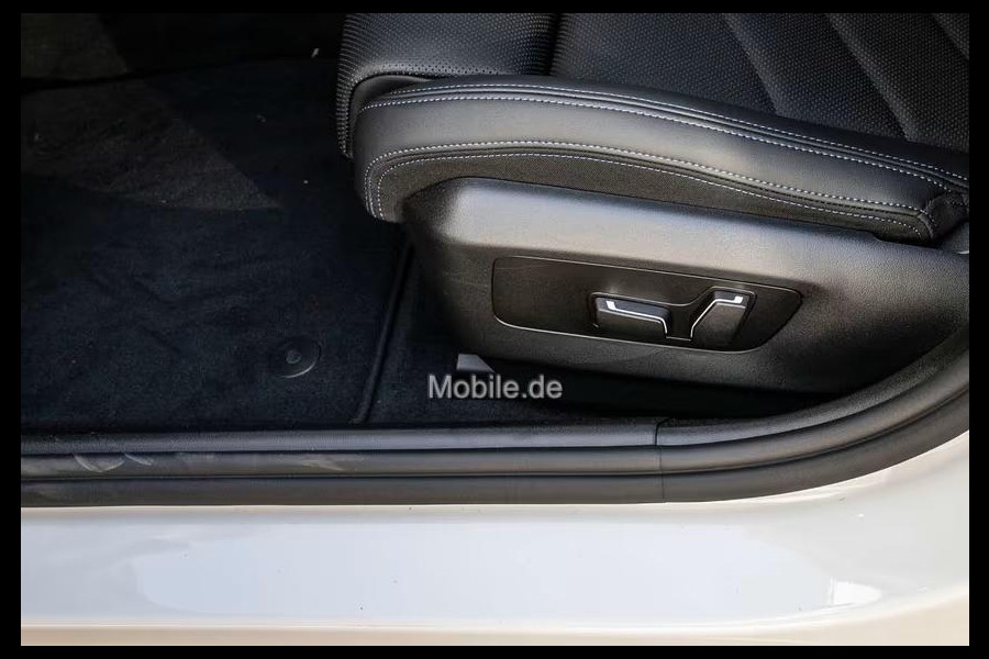 BMW 5 Serie Touring 530e xDrive M-SPORT ** LED, NAVI+, LEDER, 19-inch LMV, ALARM, M-ONDERSTEL ** 1e EIG - UNFALLFREI - € 17.900,= onder NP ** ** INFORMEER OOK NAAR ONZE AANTREKKELIJKE FINANCIAL-LEASE TARIEVEN **