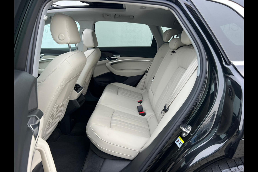 Audi e-tron 55 quattro Business edition Plus 95 kWh NL AUTO | CAMERA | PANO |