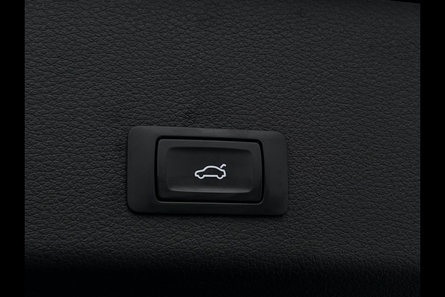 Audi e-tron 55 quattro Business edition Plus 95 kWh NL AUTO | CAMERA | PANO |