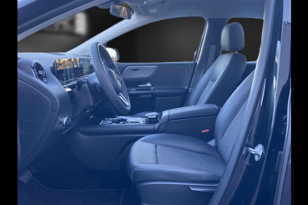 Mercedes-Benz B-Klasse 250e Business ** APPLE/ANDROID - NAVI - HALF-LEDER - SPOORASS - CRUISE ** 1e EIG - UNFALLFREI ** ** INFORMEER OOK NAAR ONZE AANTREKKELIJKE FINANCIAL-LEASE TARIEVEN **