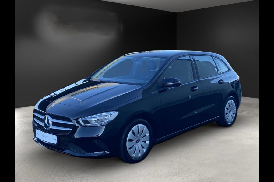 Mercedes-Benz B-Klasse 250e Business ** APPLE/ANDROID - NAVI - HALF-LEDER - SPOORASS - CRUISE ** 1e EIG - UNFALLFREI ** ** INFORMEER OOK NAAR ONZE AANTREKKELIJKE FINANCIAL-LEASE TARIEVEN **
