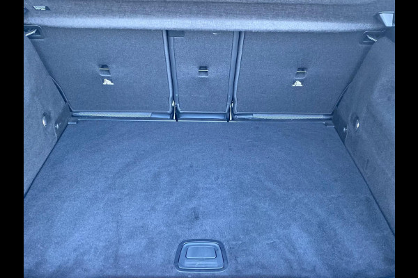 Mercedes-Benz B-Klasse 250e Business ** APPLE/ANDROID - NAVI - HALF-LEDER - SPOORASS - CRUISE ** 1e EIG - UNFALLFREI ** ** INFORMEER OOK NAAR ONZE AANTREKKELIJKE FINANCIAL-LEASE TARIEVEN **