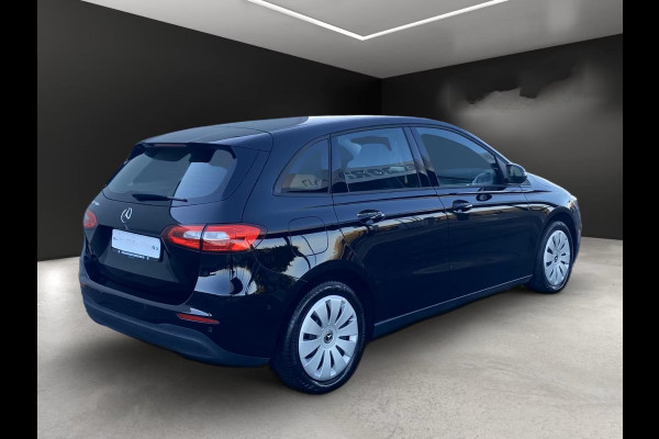 Mercedes-Benz B-Klasse 250e Business ** APPLE/ANDROID - NAVI - HALF-LEDER - SPOORASS - CRUISE ** 1e EIG - UNFALLFREI ** ** INFORMEER OOK NAAR ONZE AANTREKKELIJKE FINANCIAL-LEASE TARIEVEN **