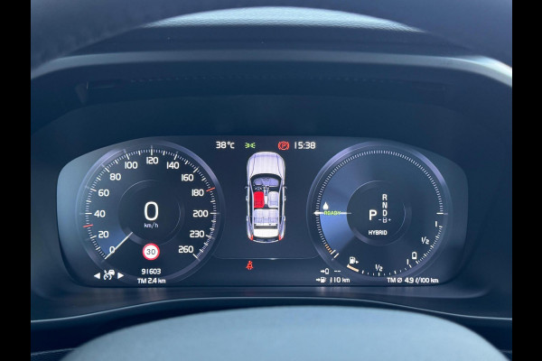 Volvo XC40 1.5 T4 Recharge R-Design Expression NL AUTO | CAMERA | PANO | 5x voorraad