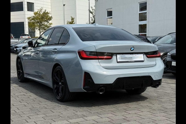 BMW 3 Serie 320d xDrive M-SPORT ** LASER, NAVI+, LEDER, HuD, ACC, SCHUIF/KANTEL, 19-inch LMV, H&K ** 1e EIG - UNFALLFREI - BMW GAR ** ** INFORMEER OOK NAAR ONZE AANTREKKELIJKE FINANCIAL-LEASE TARIEVEN **