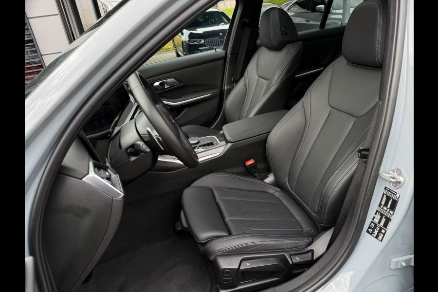 BMW 3 Serie 320d xDrive M-SPORT ** LASER, NAVI+, LEDER, HuD, ACC, SCHUIF/KANTEL, 19-inch LMV, H&K ** 1e EIG - UNFALLFREI - BMW GAR ** ** INFORMEER OOK NAAR ONZE AANTREKKELIJKE FINANCIAL-LEASE TARIEVEN **