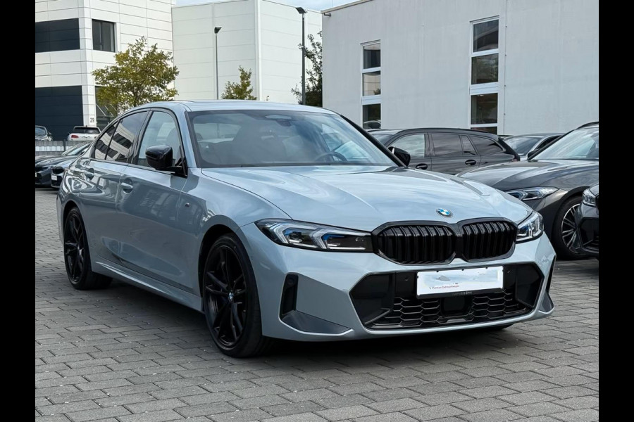 BMW 3 Serie 320d xDrive M-SPORT ** LASER, NAVI+, LEDER, HuD, ACC, SCHUIF/KANTEL, 19-inch LMV, H&K ** 1e EIG - UNFALLFREI - BMW GAR ** ** INFORMEER OOK NAAR ONZE AANTREKKELIJKE FINANCIAL-LEASE TARIEVEN **
