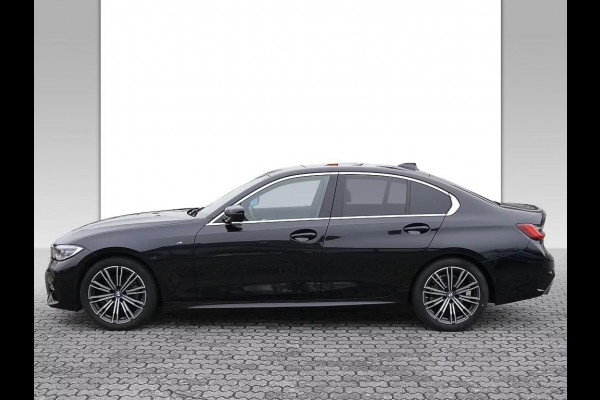 BMW 3 Serie 320iA M-SPORT ** LED, LC Prof, NAVI+, LEDER, MEMORY-, SPIEGEL-, 18-inch LMV ** UNFALLFREI ** ** INFORMEER OOK NAAR ONZE AANTREKKELIJKE FINANCIAL-LEASE TARIEVEN **