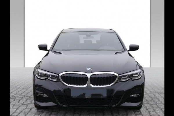BMW 3 Serie 320iA M-SPORT ** LED, LC Prof, NAVI+, LEDER, MEMORY-, SPIEGEL-, 18-inch LMV ** UNFALLFREI ** ** INFORMEER OOK NAAR ONZE AANTREKKELIJKE FINANCIAL-LEASE TARIEVEN **