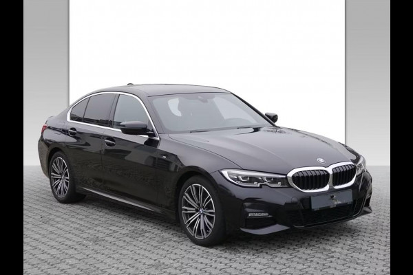 BMW 3 Serie 320iA M-SPORT ** LED, LC Prof, NAVI+, LEDER, MEMORY-, SPIEGEL-, 18-inch LMV ** UNFALLFREI ** ** INFORMEER OOK NAAR ONZE AANTREKKELIJKE FINANCIAL-LEASE TARIEVEN **