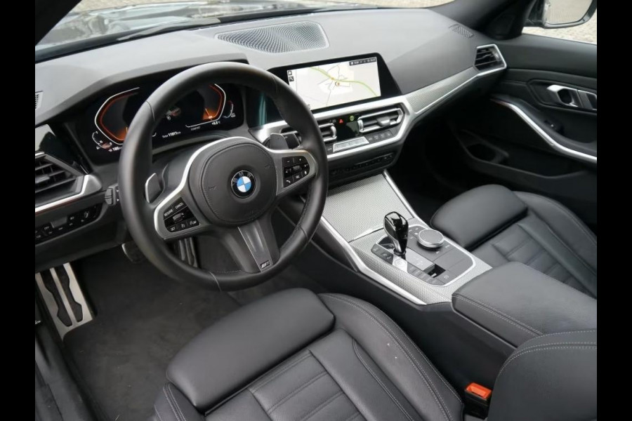 BMW 3 Serie 320iA M-SPORT ** LED, LC Prof, NAVI+, LEDER, MEMORY-, SPIEGEL-, 18-inch LMV ** UNFALLFREI ** ** INFORMEER OOK NAAR ONZE AANTREKKELIJKE FINANCIAL-LEASE TARIEVEN **