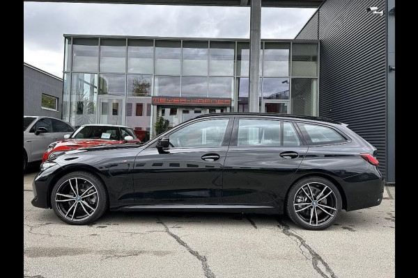 BMW 3 Serie Touring 330e M-SPORT ** ADAPT. LED, HALF-LEDER, HuD, ACC, SHADOW LINE, H&K SOUND, 19-inch LMV ** 1e EIG - UNFALLFREI ** ** INFORMEER OOK NAAR ONZE AANTREKKELIJKE FINANCIAL-LEASE TARIEVEN **