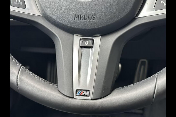 BMW 3 Serie Touring 330e M-SPORT ** ADAPT. LED, HALF-LEDER, HuD, ACC, SHADOW LINE, H&K SOUND, 19-inch LMV ** 1e EIG - UNFALLFREI ** ** INFORMEER OOK NAAR ONZE AANTREKKELIJKE FINANCIAL-LEASE TARIEVEN **
