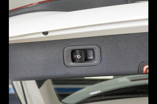 Mercedes-Benz E-Klasse Estate 300e AVANTGARDE ** DIG.LIGHT, PANORAMA, TREKH, MEM, AGILITY, 360 CAM, WINTER ** 1e EIG - UNFALLFREI - Ex MB ** ** INFORMEER OOK NAAR ONZE AANTREKKELIJKE FINANCIAL-LEASE TARIEVEN **