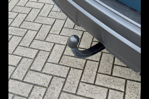 Peugeot 3008 1.2 PureTech Blue Lease Active NL AUTO | CAMERA | TREKHAAK | CARPLAY |