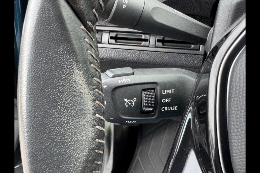Peugeot 3008 1.2 PureTech Blue Lease Active NL AUTO | CAMERA | TREKHAAK | CARPLAY |