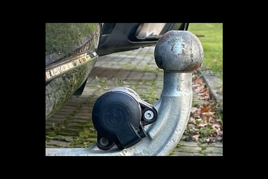 BMW X3 xDrive30e M-SPORT ** LED, NAVI+, PANORAMA, TREKH, KEYLESS, HuD, 19-inch LMV ** 1e EIG - UNFALLFREI - BMW GAR ** ** INFORMEER OOK NAAR ONZE AANTREKKELIJKE FINANCIAL-LEASE TARIEVEN **