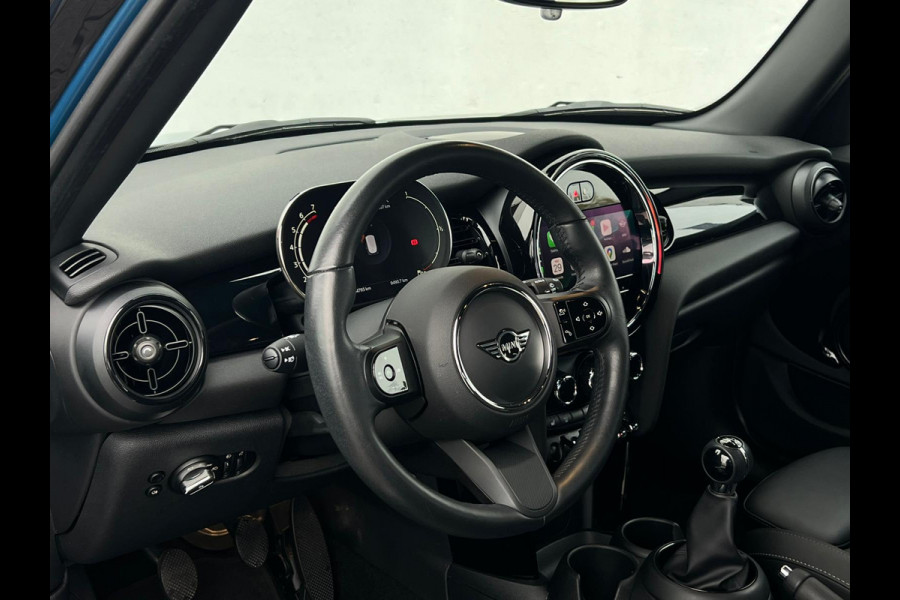 MINI Cooper Mini 1.5 Business Edition NL AUTO | LEDER | CAMERA | DEALER ONDERH | CARPLAY |