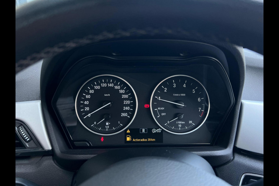 BMW X1 sDrive18i Centennial High Executive NL AUTO | CAMERA | STOELVERW | NAVI | TREKHAAK |