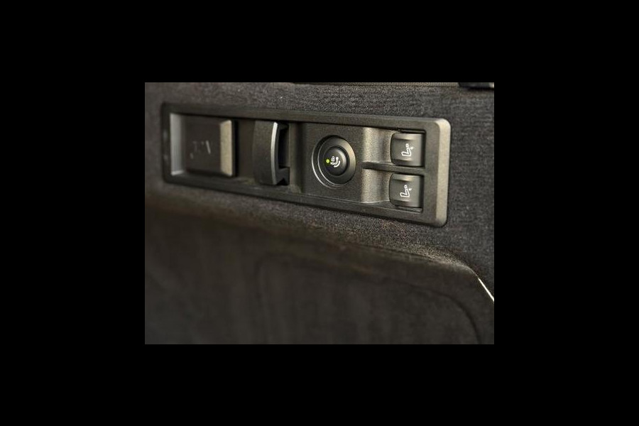 BMW 3 Serie Touring 320d xDrive M-SPORT ** LED, NAVI+, HALF-LEDER, PANO, H&K, HuD, TREKH, 19-inch LMV ** 1e EIG - UNFALLFREI ** ** INFORMEER OOK NAAR ONZE AANTREKKELIJKE FINANCIAL-LEASE TARIEVEN **