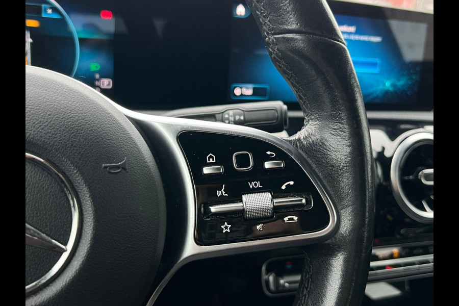 Mercedes-Benz A-Klasse 200 CAMERA | STOELVERW | WIDE SCREEN | NAVI |