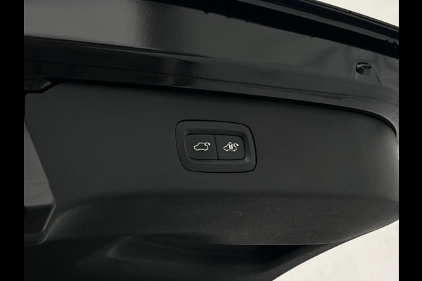 Lynk & Co 01 1.5 2X ZWART OP VOORRAAD! NL AUTO | CAMERA | PANO |