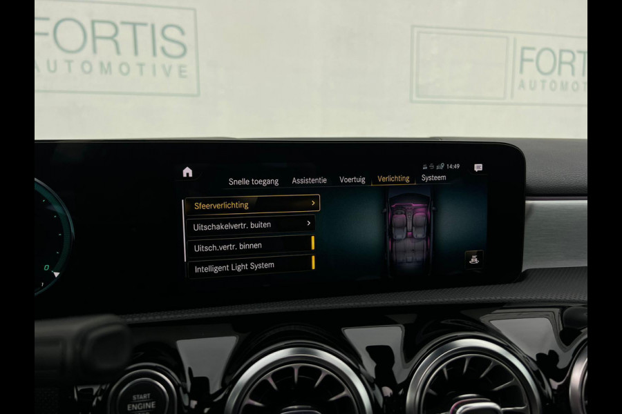 Mercedes-Benz A-Klasse 250 e Business Solution AMG Limited NL-AUTO | PANO| SFEEVERL | CAMERA | MEMORY |