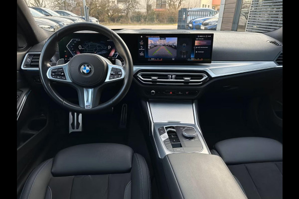 BMW 3 Serie Touring 320d xDrive M-SPORT ** LED, NAVI+, PANORAMA, HuD, TREKH, 19-inch LMV, DRAVIT GRAU ** 1e EIG - UNFALLFREI ** ** INFORMEER OOK NAAR ONZE AANTREKKELIJKE FINANCIAL-LEASE TARIEVEN **
