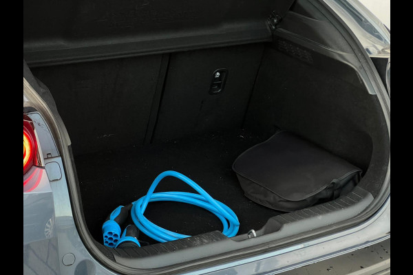 Mazda MX-30 e-SkyActiv 145 First Edition 36 kWh NL-AUTO | 100% ELEKTRISCH | CAMERA |STOELVERWARMING