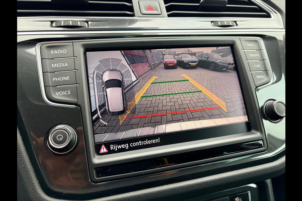 Volkswagen Tiguan 2.0 TSI 4Motion Highline R-LINE ACC | KEYLESS | ELECTR. A-KLEP | 19-inch LMV | TREKHAAK
