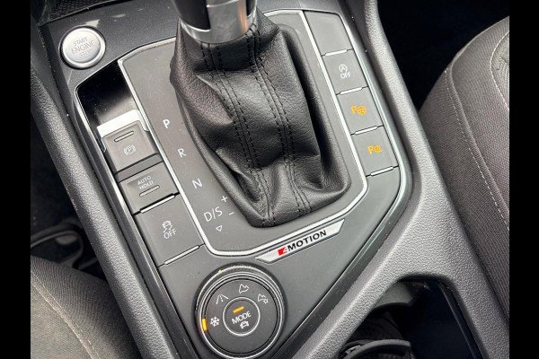 Volkswagen Tiguan 2.0 TSI 4Motion Highline R-LINE ACC | KEYLESS | ELECTR. A-KLEP | 19-inch LMV | TREKHAAK