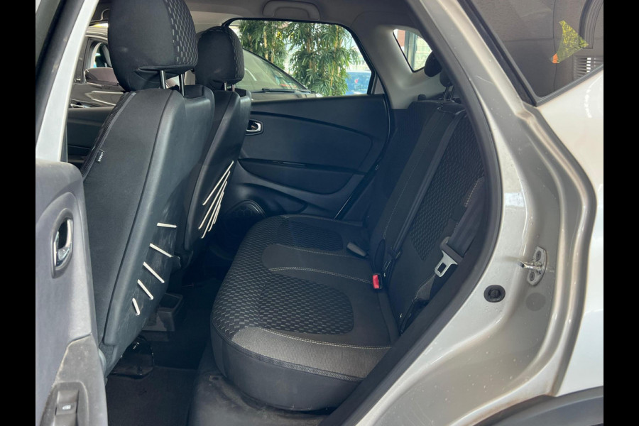 Renault Captur TCe 150 EDC Intens PDC | NAVI | LMV |